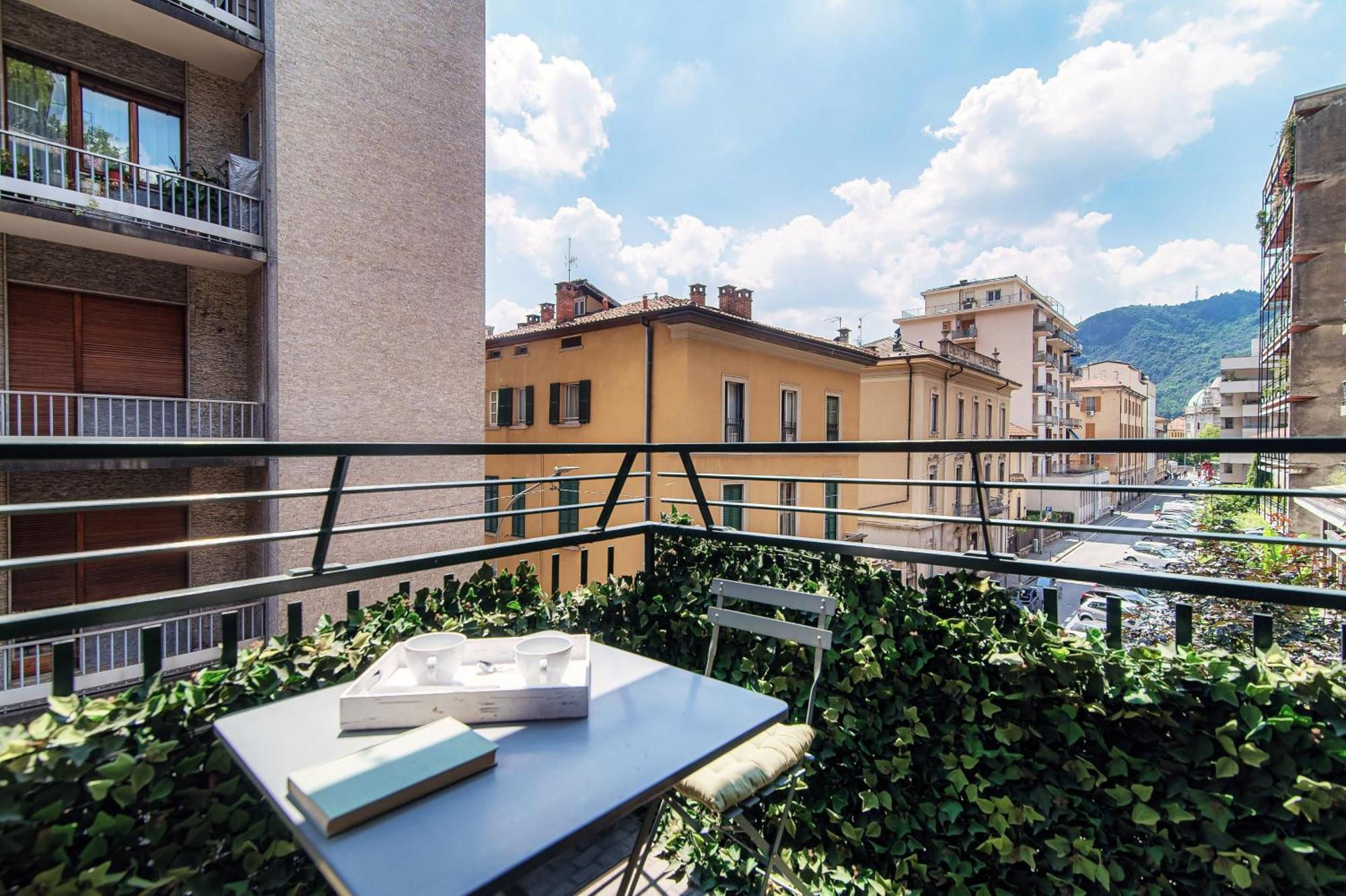 Rezzonico Suites - By Myhomeincomo Exterior foto